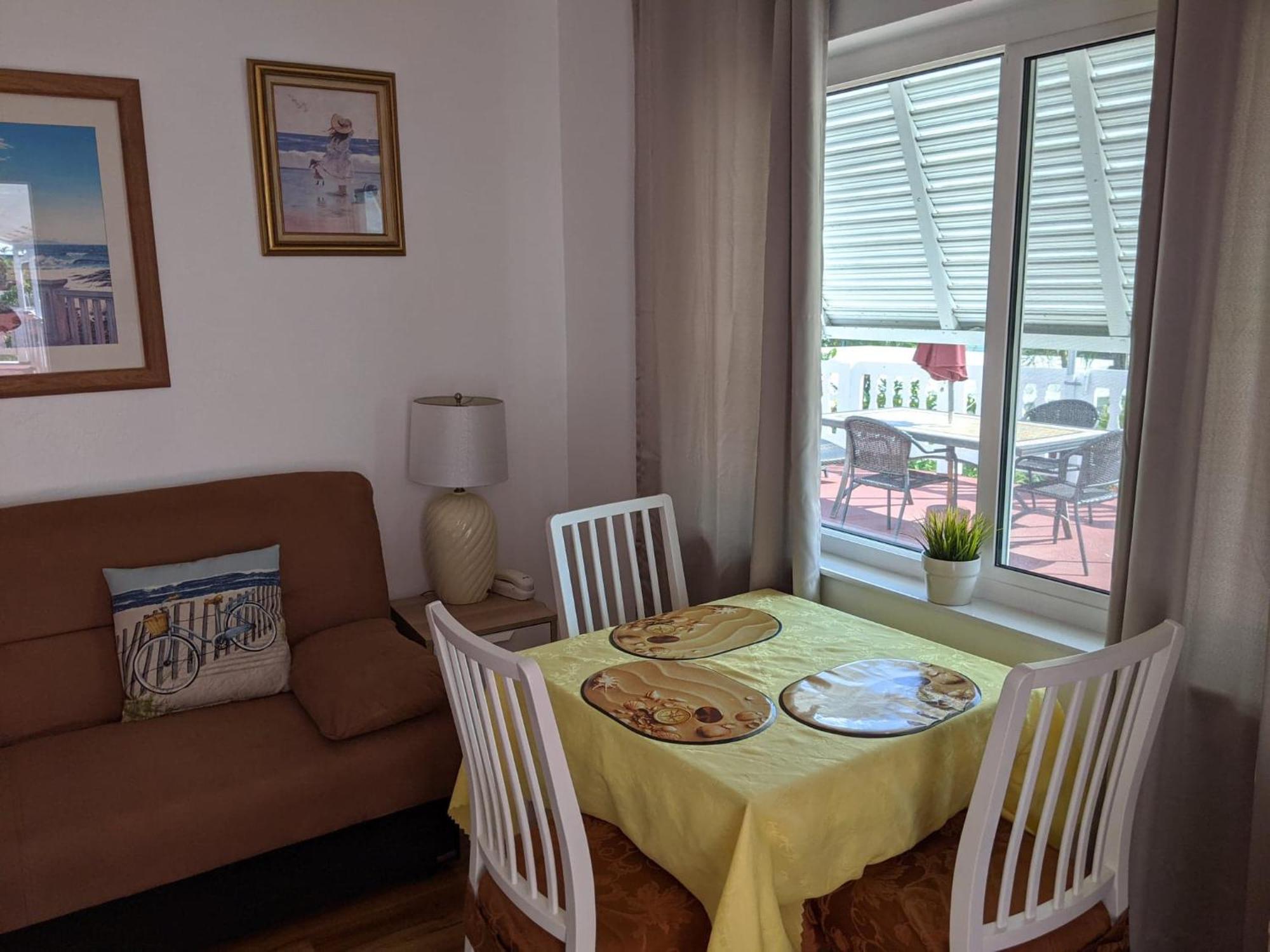 Breakaway Inn Guest House Lauderdale-by-the-Sea Exterior photo