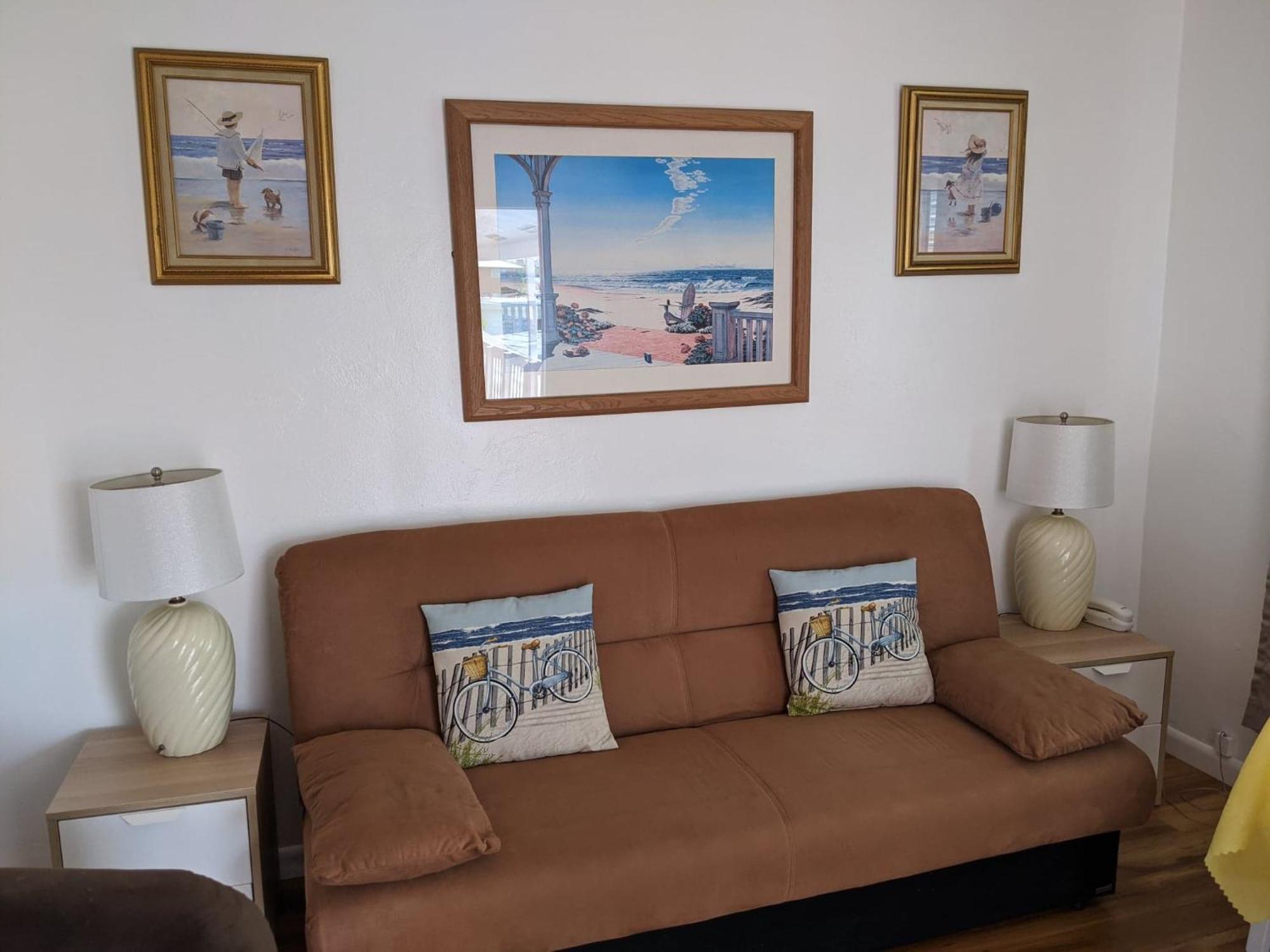 Breakaway Inn Guest House Lauderdale-by-the-Sea Exterior photo
